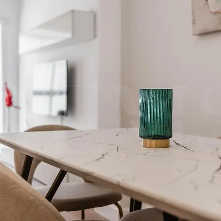 Lejlighed Designed Minimalist - Center By Rems